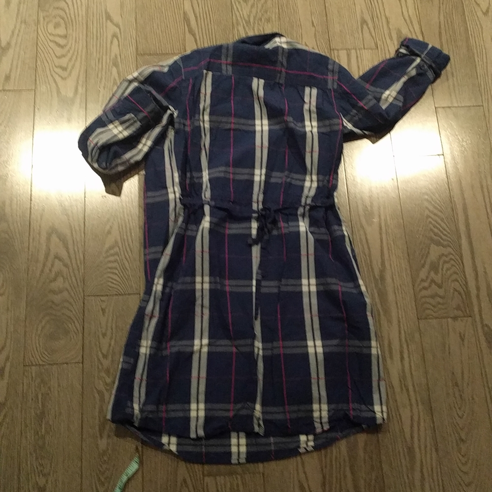 Beautiful dress by Tommy Hilfiger 🌟🍀🌸 - Picture 13 of 16